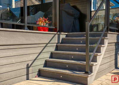 Escalier en composite et membrane PVC