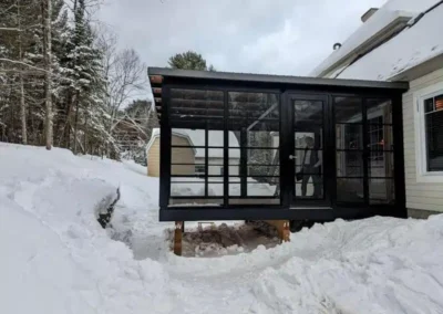 Abri extérieur fermé sur mesure