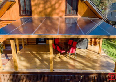 Abri extérieur avec toiture de polycarbonate 16mm