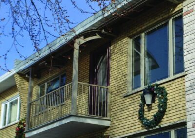 Abris pour balcon d'immeuble locatif ou multilogement - Division commerciale Tendal