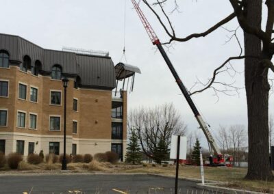 Installation d'un large abri pour condo - Division commerciale Tendal